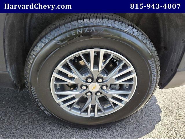 Photo of 2025 Lakeshore Blue Metallic Chevrolet Traverse