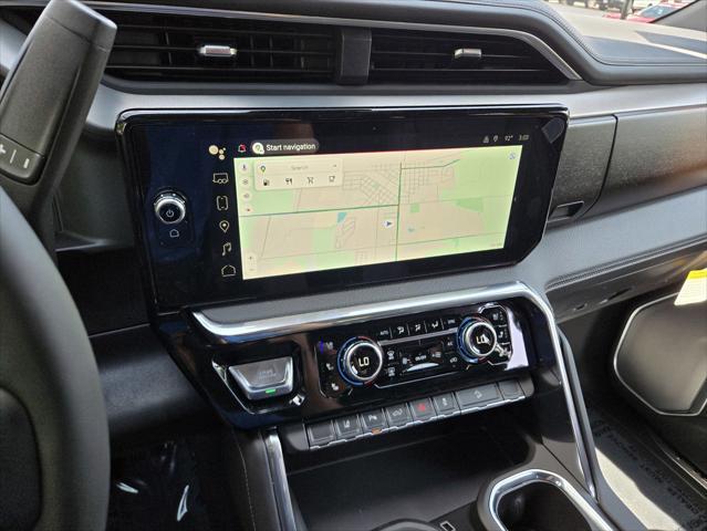Photo of 2025 Summit White GMC Sierra 2500