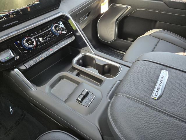 Photo of 2025 Summit White GMC Sierra 2500
