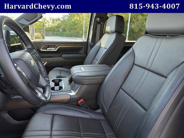 Photo of 2025 Summit White Chevrolet Silverado 3500