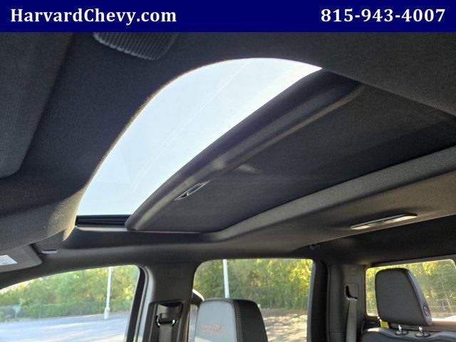 Photo of 2025 Summit White Chevrolet Silverado 3500