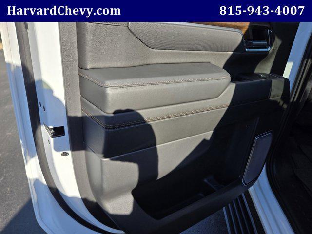 Photo of 2025 Summit White Chevrolet Silverado 3500