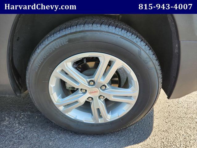 Photo of 2024 Summit White GMC Terrain