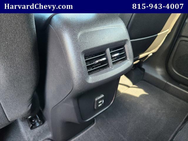 Photo of 2024 Summit White GMC Terrain