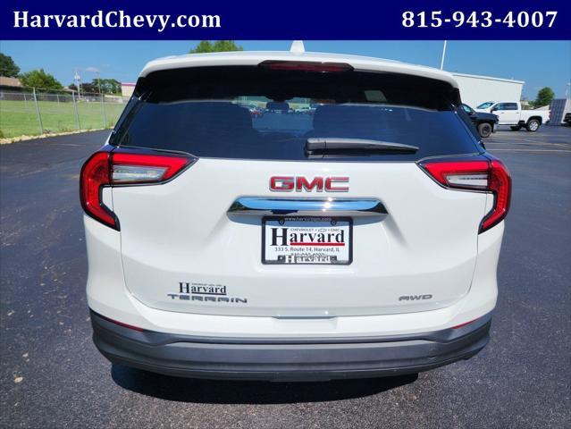 Photo of 2024 Summit White GMC Terrain