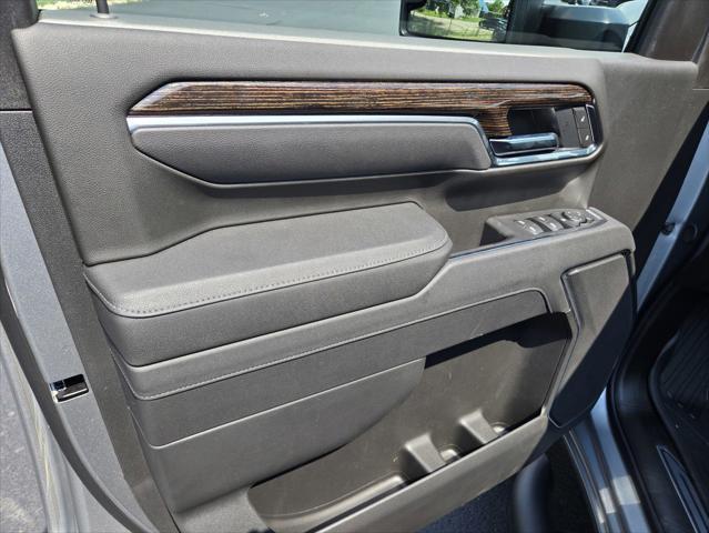 Photo of 2025 Sterling Metallic GMC Sierra 2500