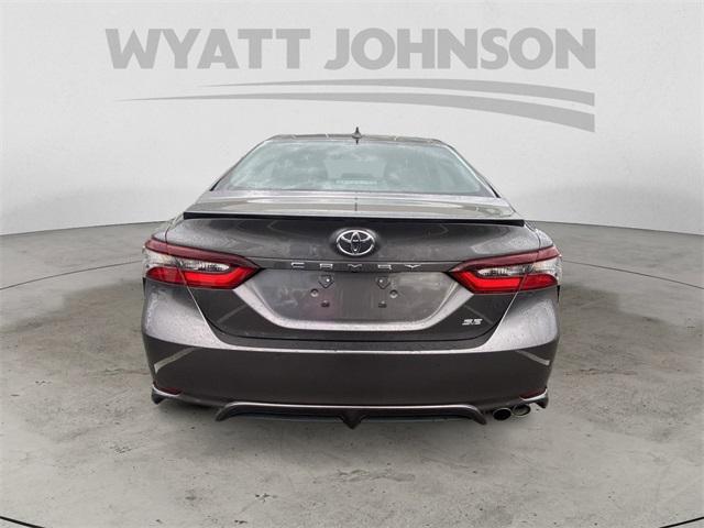 Photo of 2024 Predawn Gray Mica Toyota Camry