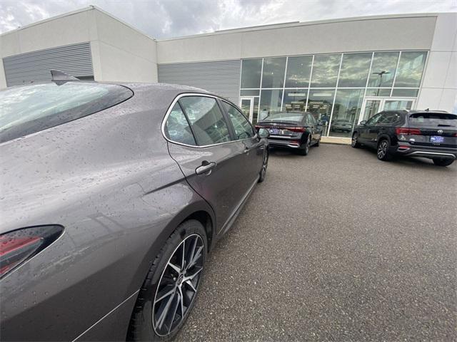 Photo of 2024 Predawn Gray Mica Toyota Camry