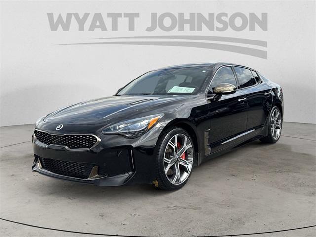 Photo of 2019 Aurora Black Kia Stinger