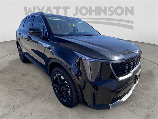 Photo of 2024 Ebony Black Kia Sorento