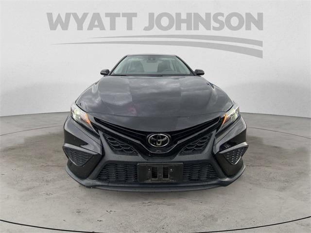 Photo of 2024 Midnight Black Metallic Toyota Camry