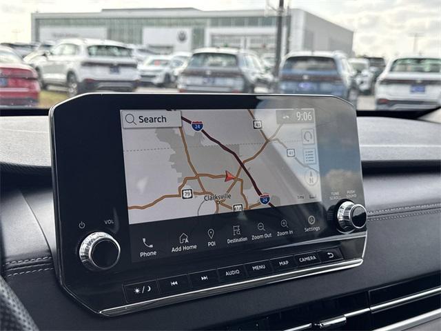 Photo of 2023 Alloy Silver Metallic Mitsubishi Outlander