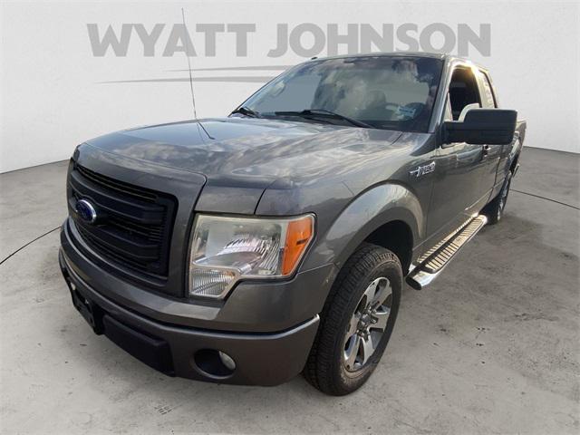 Photo of 2013 STERLING GRAY METALLIC Ford F-150