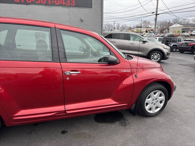 Photo of 2001 Maroon Chrysler PT Cruiser