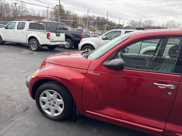 Photo of 2001 Maroon Chrysler PT Cruiser
