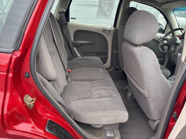 Photo of 2001 Maroon Chrysler PT Cruiser