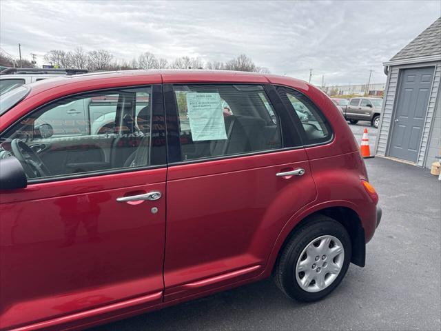 Photo of 2001 Maroon Chrysler PT Cruiser