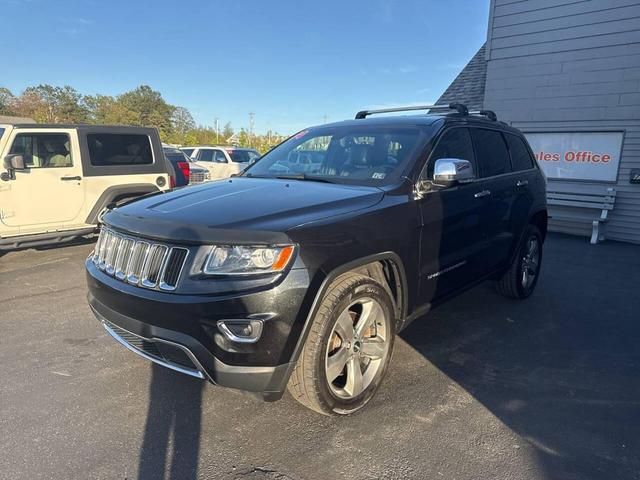 Photo of 2014 Black Jeep Grand Cherokee