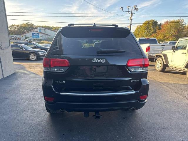 Photo of 2014 Black Jeep Grand Cherokee