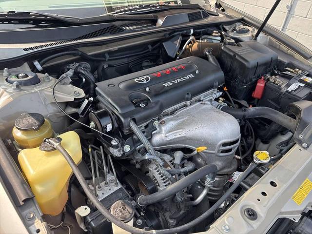 Photo of 2006 Tan Toyota Camry