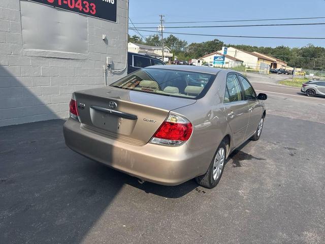 Photo of 2006 Tan Toyota Camry