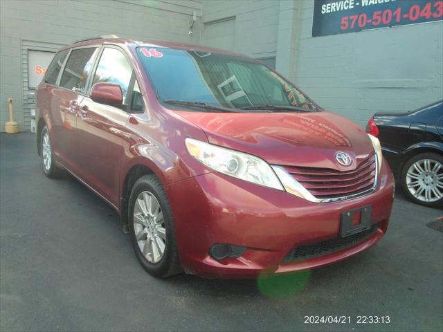 2016 Toyota Sienna
