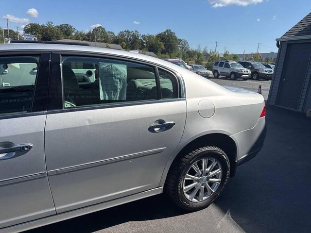 Photo of 2011 Silver Buick Lucerne