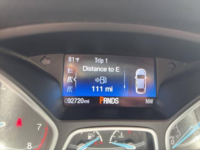 Photo of 2017 Burgundy Ford Focus