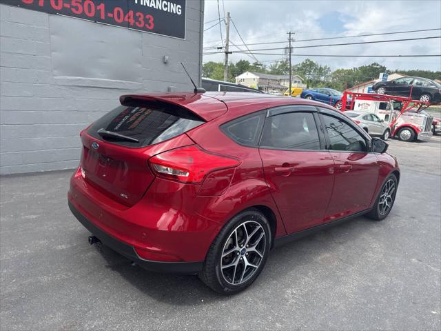 Photo of 2017 Burgundy Ford Focus