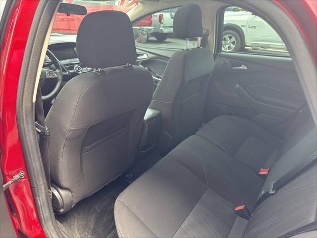 Photo of 2017 Burgundy Ford Focus