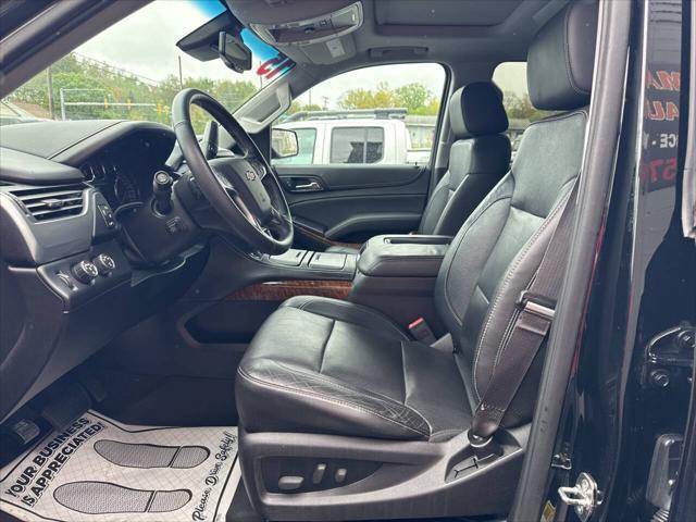 Photo of 2015 Black Chevrolet Suburban