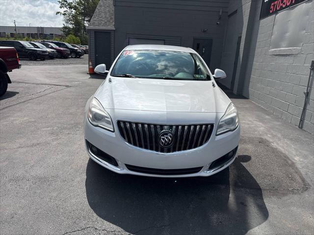 Photo of 2016 White Buick Regal