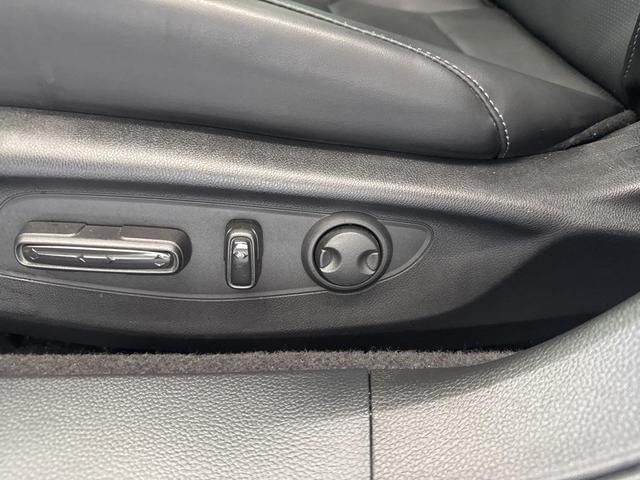 Photo of 2023 Platinum White Pearl Honda Accord Hybrid