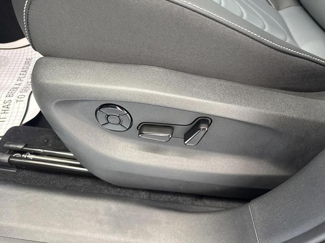 Photo of 2025 Deep Black Pearl Volkswagen Tiguan