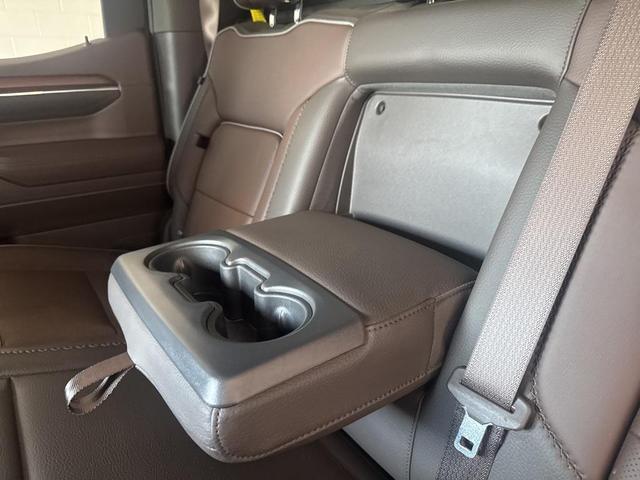 Photo of 2024 White Frost Tricoat GMC Sierra 1500