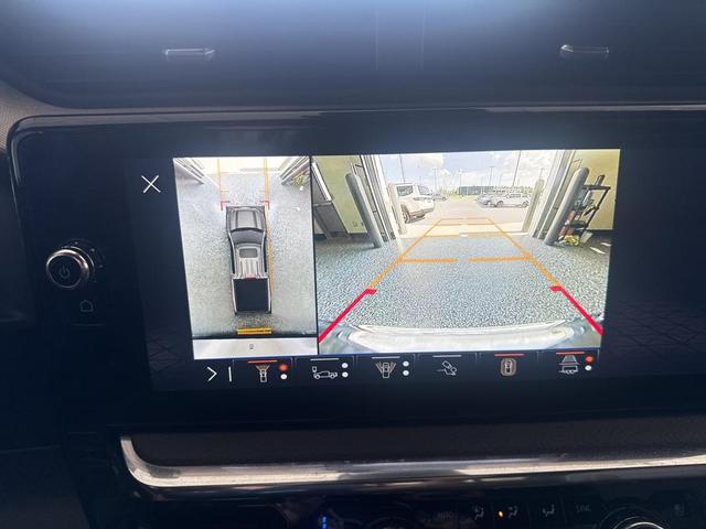 Photo of 2024 White Frost Tricoat GMC Sierra 1500