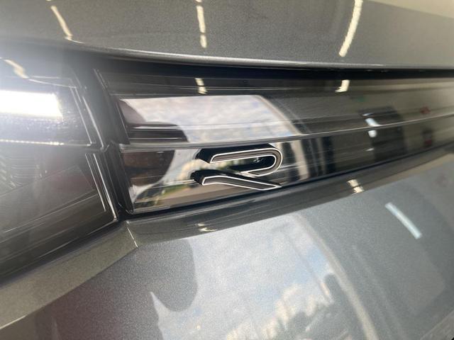 Photo of 2025 Platinum Gray Metallic Volkswagen Tiguan