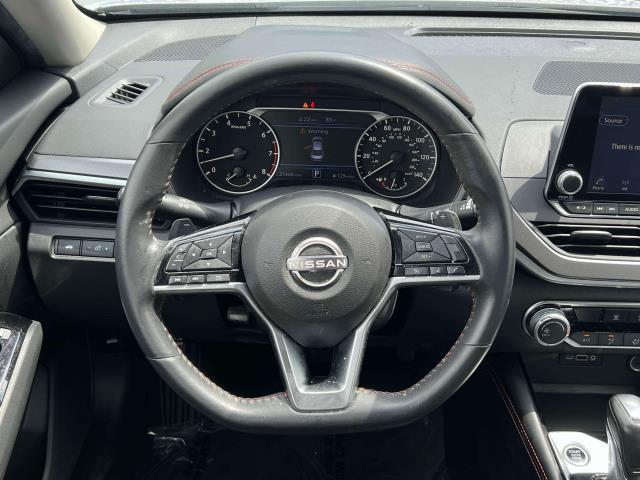 Photo of 2023 Gray Sky Pearl Nissan Altima