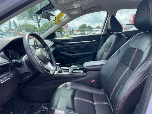 Photo of 2023 Gray Sky Pearl Nissan Altima