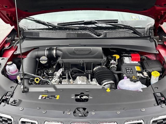 Photo of 2025 Red Hot Pearlcoat Jeep Compass