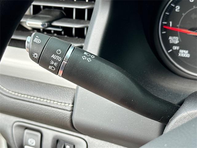 Photo of 2023 Summit White GMC Acadia