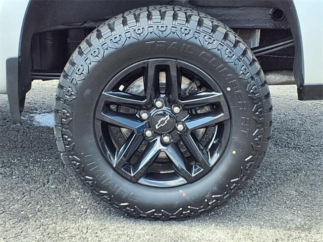 Photo of 2019 Silver Ice Metallic Chevrolet Silverado 1500