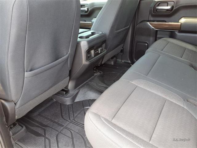 Photo of 2019 Silver Ice Metallic Chevrolet Silverado 1500