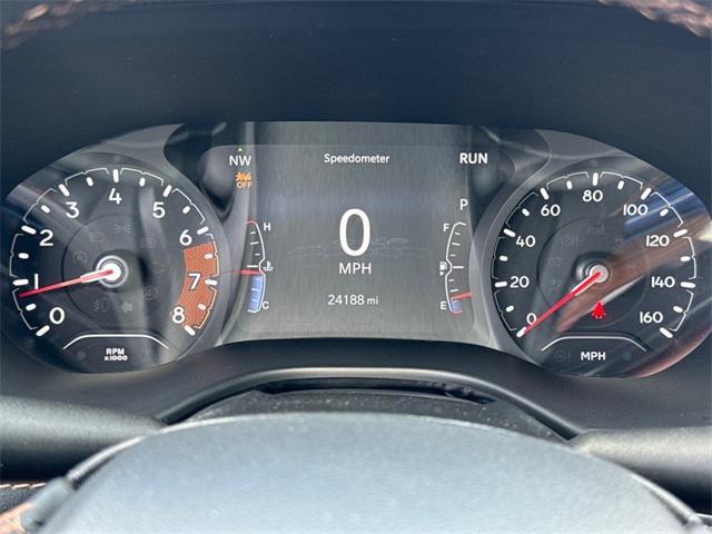 Photo of 2022 Redline Pearlcoat Jeep Compass