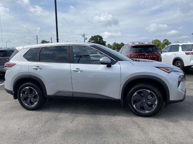 Photo of 2024 Brilliant Silver Metallic Nissan Rogue