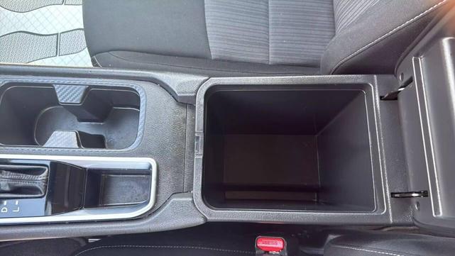 Photo of 2023 Super Black Nissan Sentra