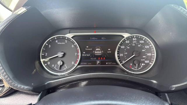 Photo of 2023 Super Black Nissan Sentra