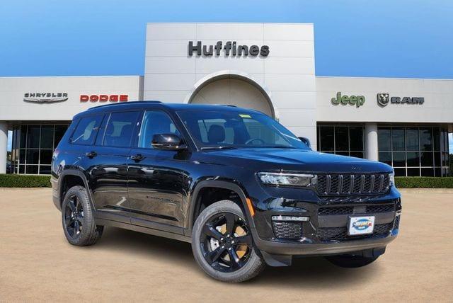 Photo of 2025 Diamond Black Jeep Grand Cherokee L