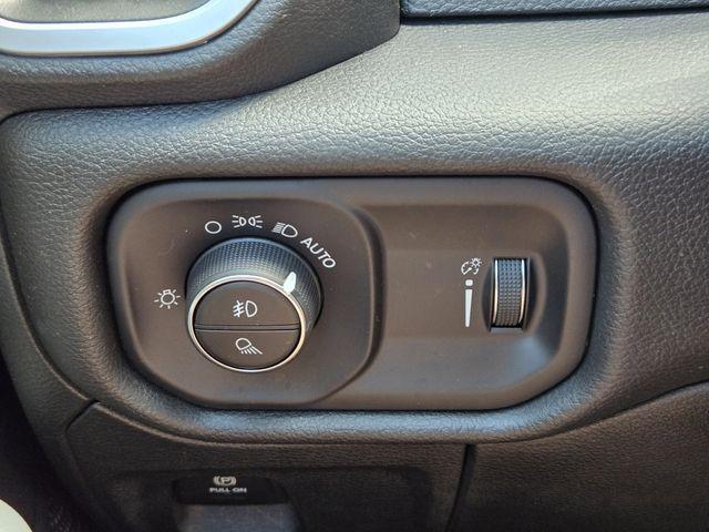 Photo of 2023 Bright White Clearcoat RAM 1500