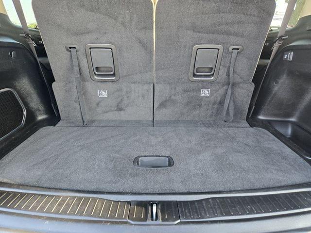 Photo of 2021 Diamond Black Jeep Grand Cherokee L